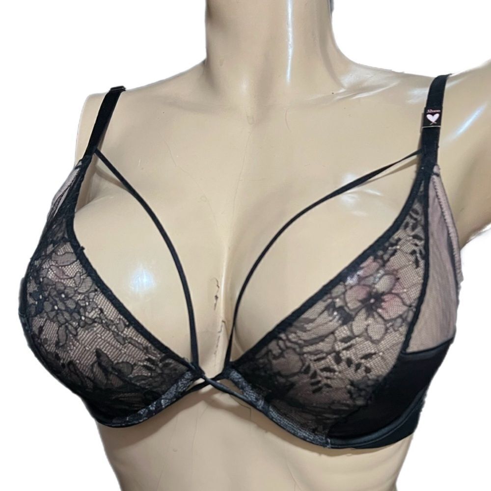 Victoria’s Secret Very Sexy Unlined Plunge Strappy front bra black 36C